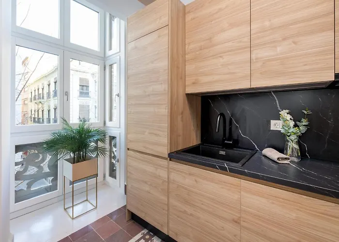 Luxury Gran Via Apartments